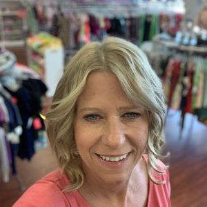 Meet your Posher, Cindy